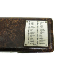 Téléphone de campagne Allemand WH 1943  bakélite ref 587