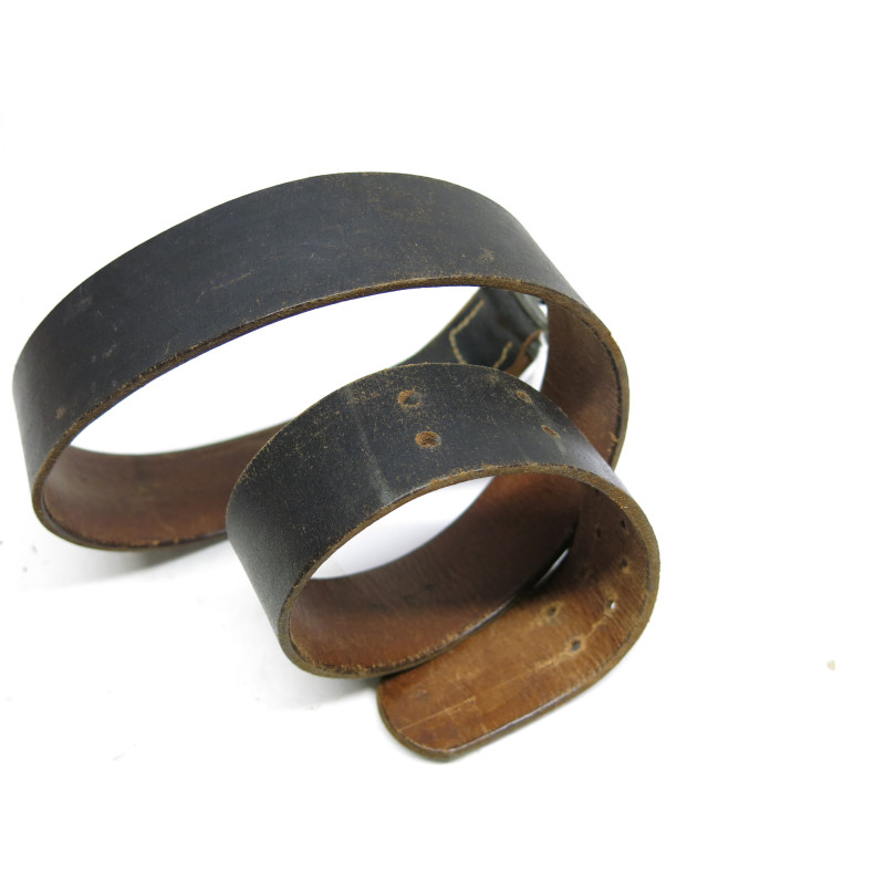 Ceinturon cuir Allemand original 1944 crochet acier ref 166