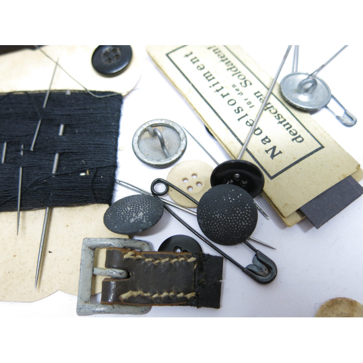 Trousse a couture Allemande originale  ww 2    ref 200