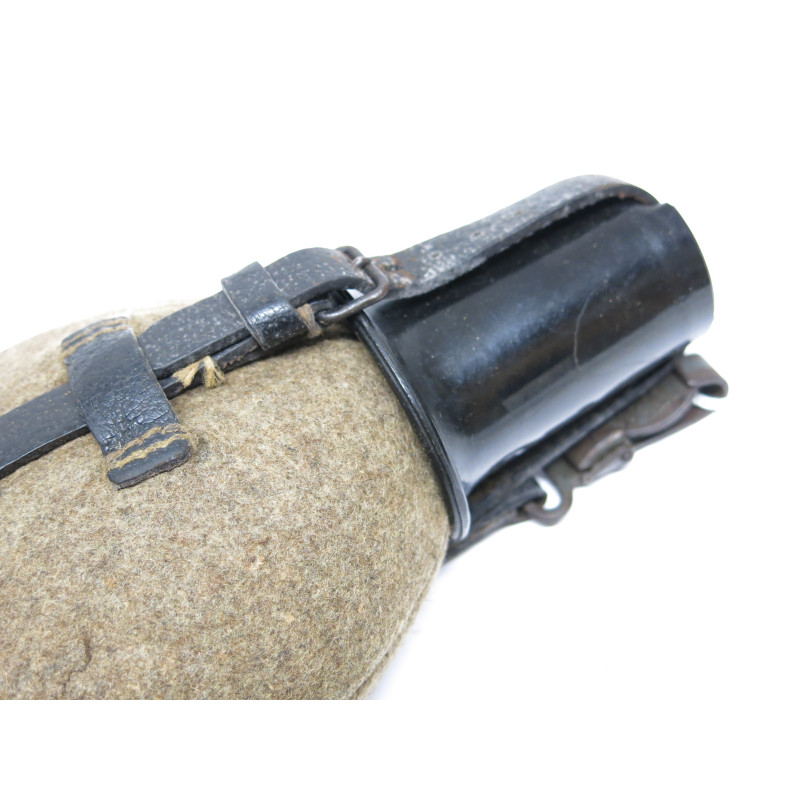 Gourde Wh original 1936 Ref A10