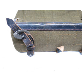 Sac a dos poil de vache Allemand daté 1942  ref 777
