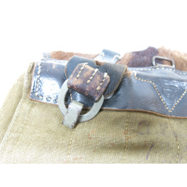 Sac a dos poil de vache Allemand daté 1943  ref  888