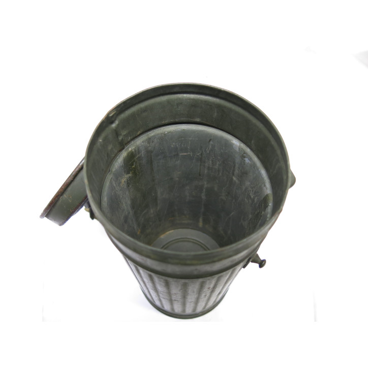 Boite vide de masque a gaz WH originale datée 1941 ref 558