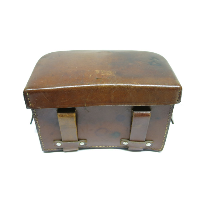 Trousse en cuir originale infirmier Allemand 1940 ref  58 
