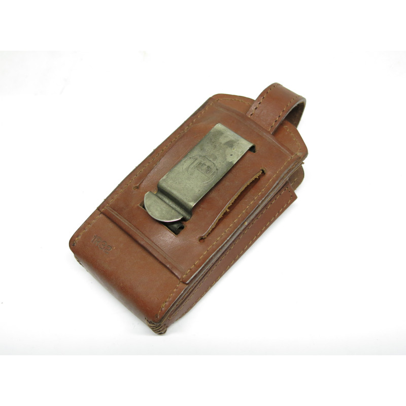 Pouch cuir pour telephone Vega US Vietnam ref 45 