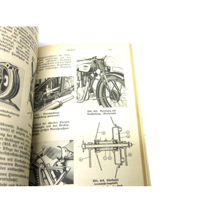 Livre  original Handbuch für Kraftfahrer de 1941 