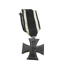 Croix de fer originale Allemande 14/18 avec son ruban ref 18