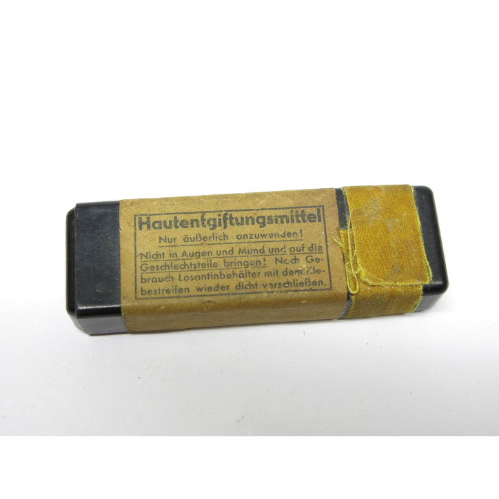 Boite bakélite de poudre antigaz Allemand WH daté 1943 ref 11 