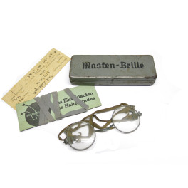 Boite en tole avec lunette Dienst  brille Allemande originale  ww2 ref 102  ref 28 