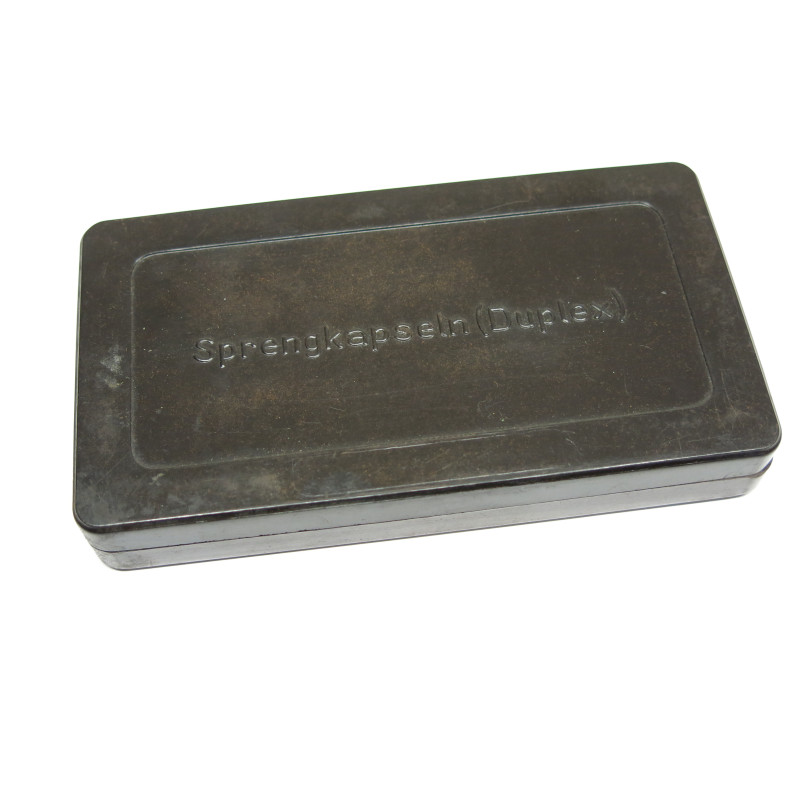 Boite bakélite originale 1939 pour deto obus flack 2 cm    ref 48