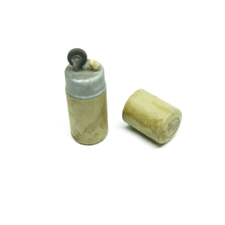 Briquet alu sable  original Allemand WH  ww2 ref 65