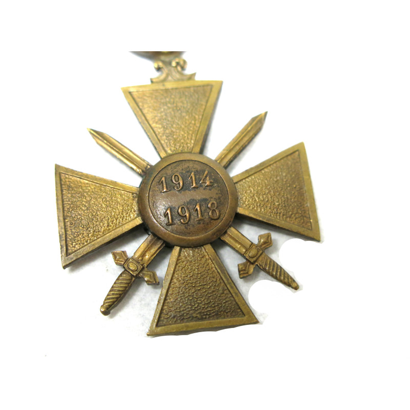 Croix de guerre 1914/1918   2 etoile  Ref  66 