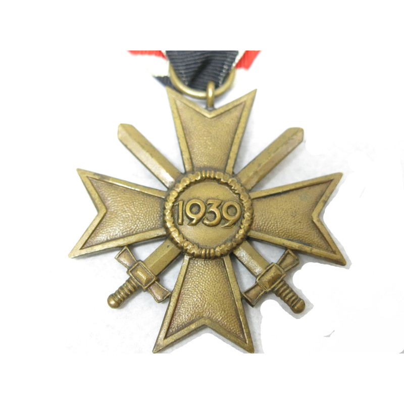Croix du merite avec glaives