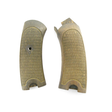 Belle paire de plaquettes de crosse originale revolver 1892 ref R  120 