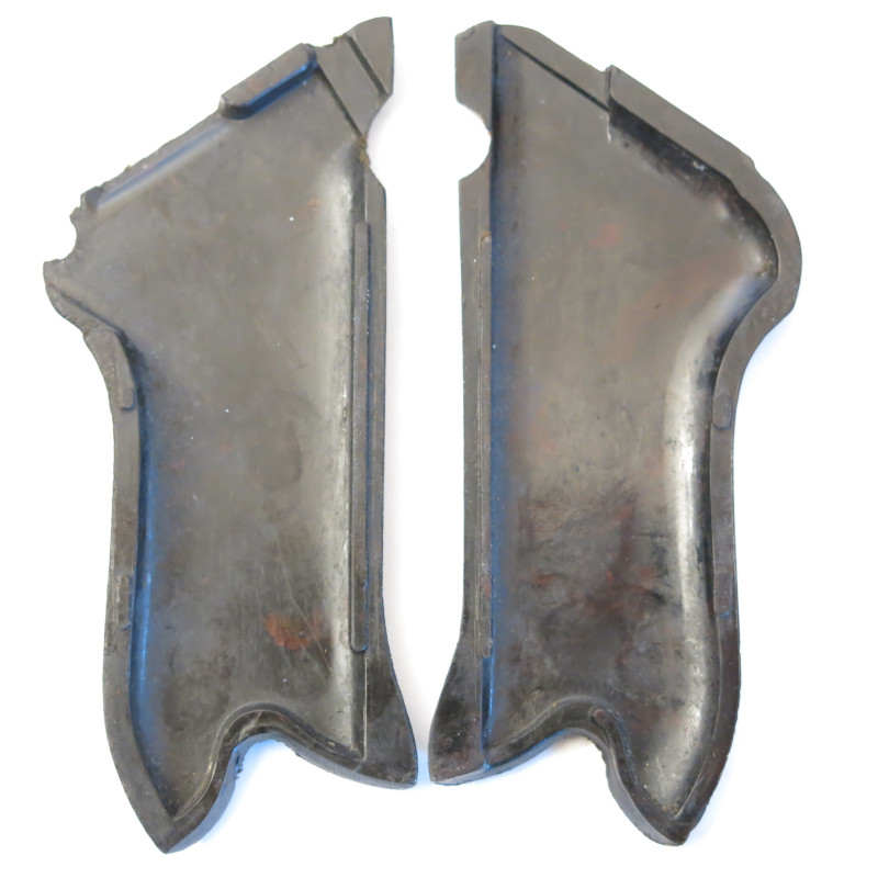 Paire de plaquettes bakélite P08 originale ref 840