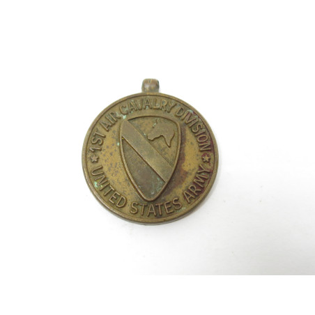 Medaille first cavalerie US Vietnam ref 114