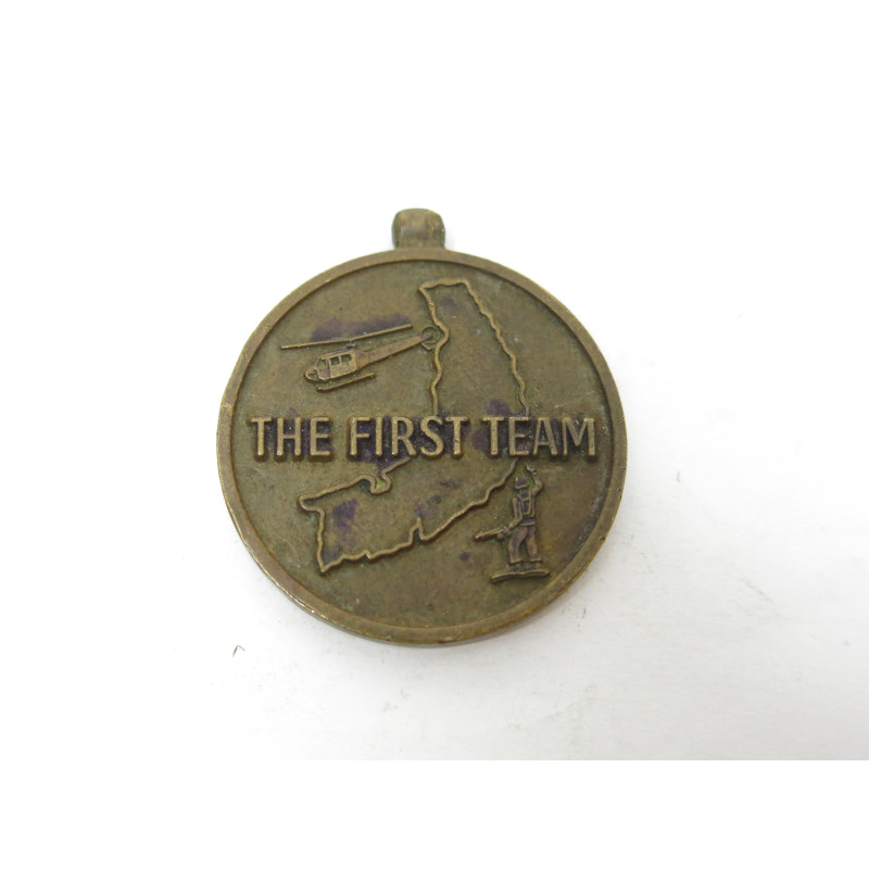 Medaille first cavalerie US Vietnam ref 114