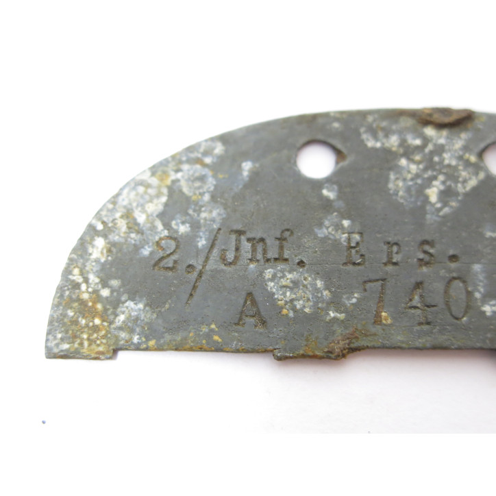 Demi plaque identification originale Allemande Normandie  Ref 403