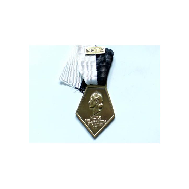 Médaille libération de Metz 1944 avec ruban  Ref bo 9