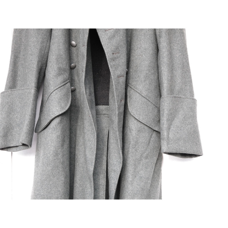 Capote originale soldat Allemand avec pattes d'épaules ref 666 