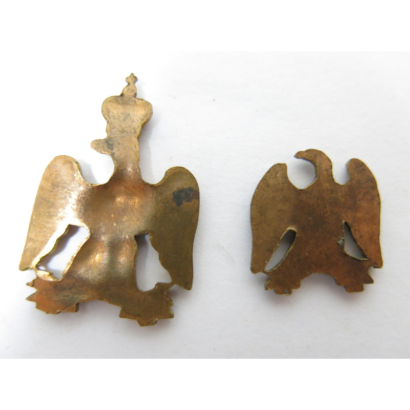 Lot de 8 attributs divers