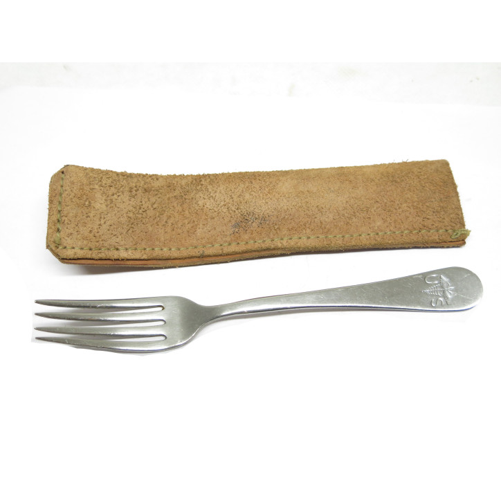 Fourchette originale  réglementaire US medical avec cuir  ww2  ref 11