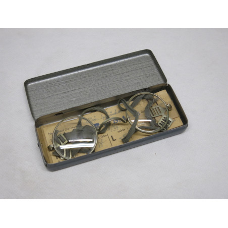 Boite en tole avec lunette Dienst  brille Allemande originale  ww2 ref 102  ref 44