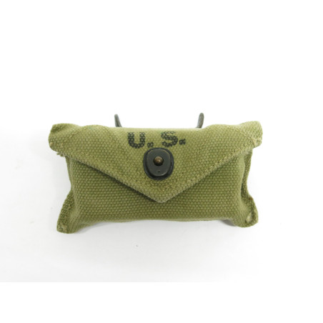 Porte pansement toile original avec pansement  US WW2 - U.S.1942 Cadillac ref 20 