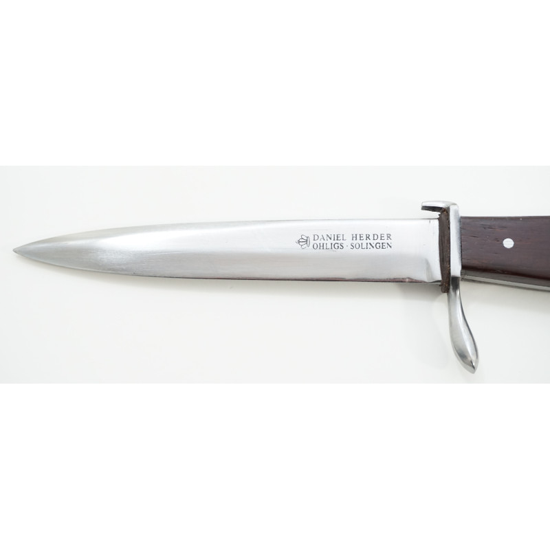Poignard de tranchée Allemand Daniel Herder Solingen Poignard de tranchée Allemand Daniel Herder Solingen
