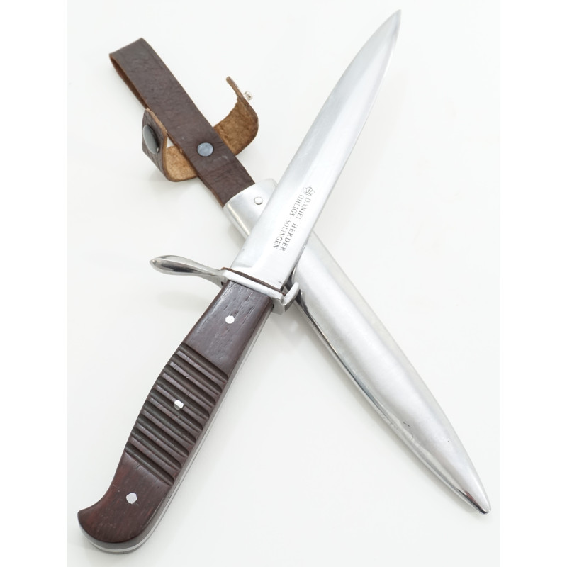 Poignard de tranchée Allemand Daniel Herder Solingen Poignard de tranchée Allemand Daniel Herder Solingen