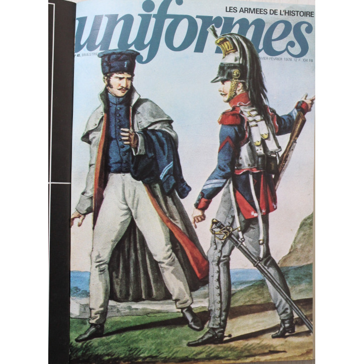 Album Uniformes No 4 avec couverture illustrée : revues No 37 à 42