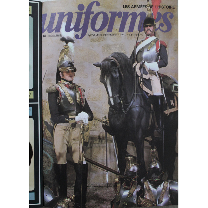 Album Uniformes No 5 avec couverture illustrée : revues No 43 à 48