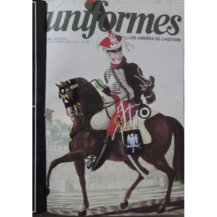 Album Uniformes No 5 avec couverture illustrée : revues No 43 à 48