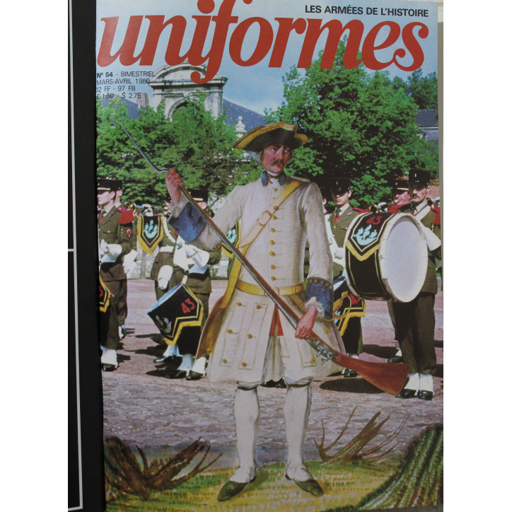 Album Uniformes No 6 avec couverture illustrée : revues No 49 à 54