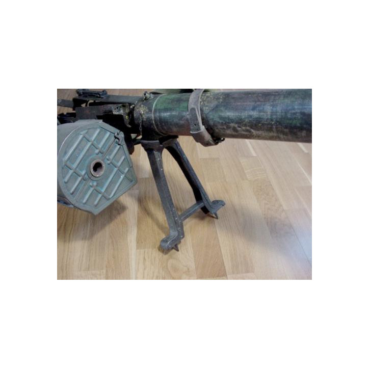 Bipied MG 08-15