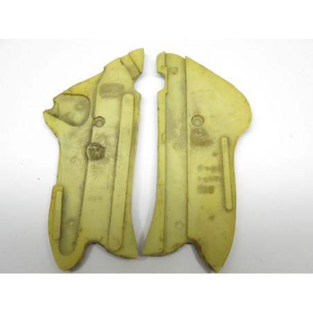 Paire de plaquettes Franzite US pour P08 Luger ref 48