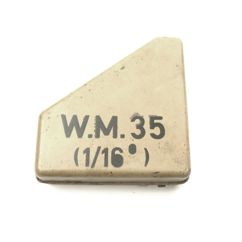 Boite avec clé  pour niveau WM 35 artillerie  Allemand ww2 ref bo 456