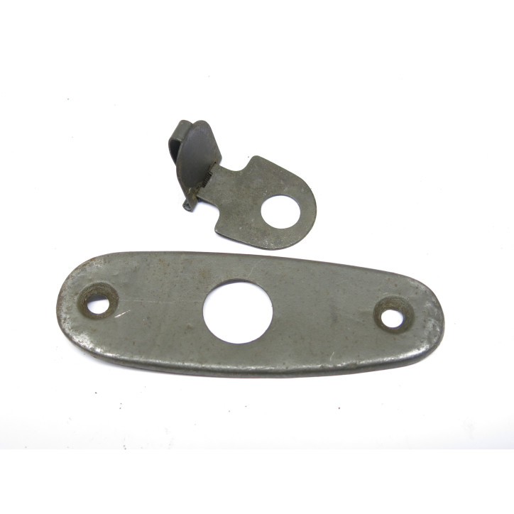 Plaque de couche AK 47 ref  80