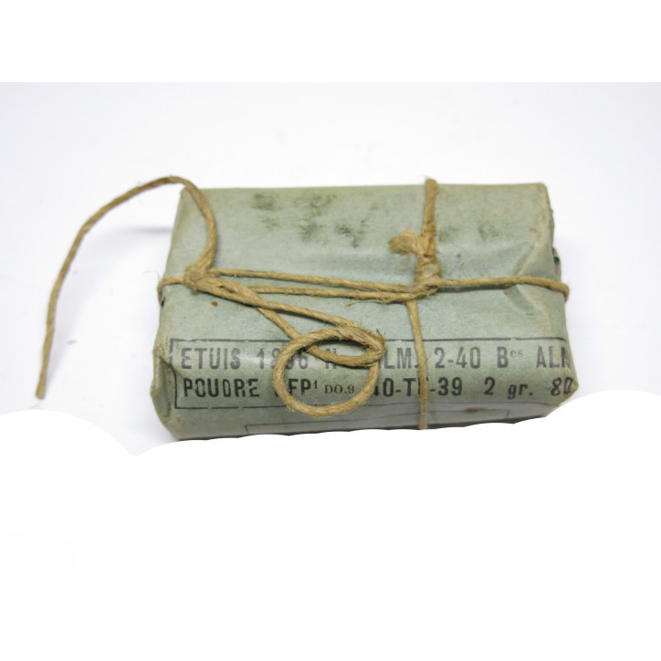 Paquet plein   de 8 cartouches fusil Lebel 1940  refence 80