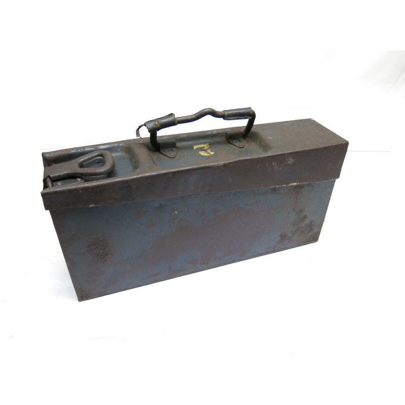 Boite a munitions acier MG ref  147 