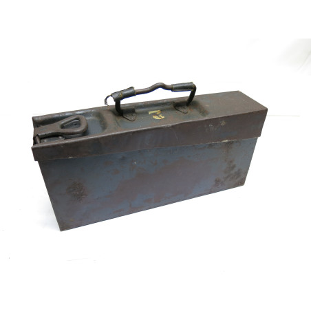 Boite a munitions acier MG ref  147 