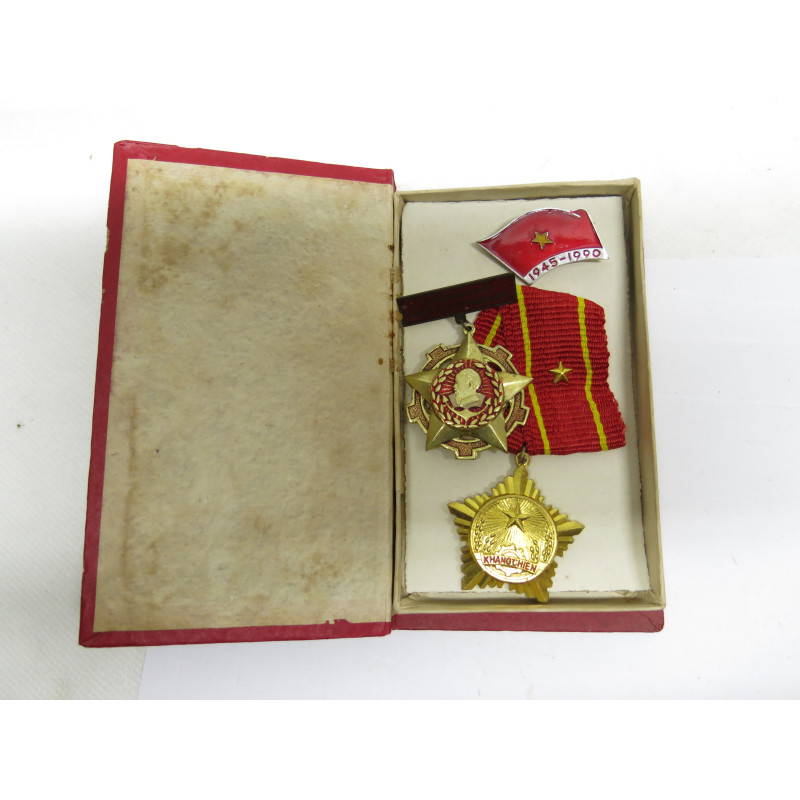 Lot de 3 medailles Nord Vietnam ref 123                                                                        