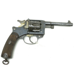 Revolver réglementaire 1892 calibre 8 mm catégorie B numéro 97352 