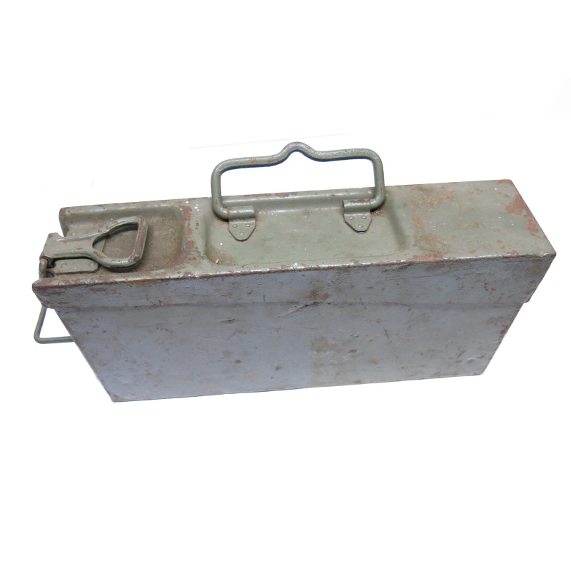 Boite a munitions acier MG 34/42  ref  90