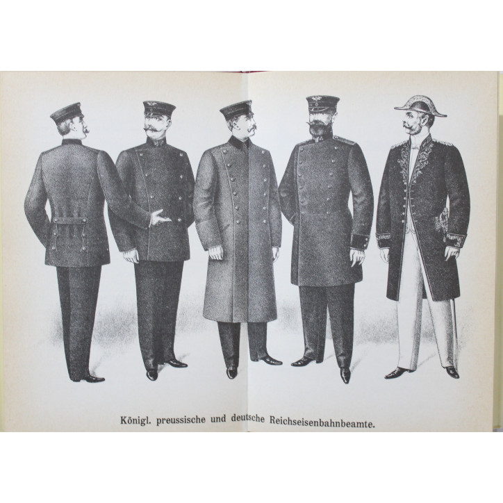 Les uniformes des fonctionnaires des postes et des chemins de fer et de la Police prussienne etc. vers 1900