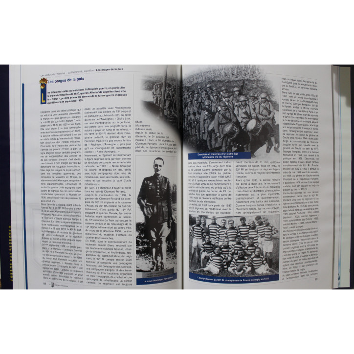 Livre Régiment d'Auvergne de Pierre Dufour