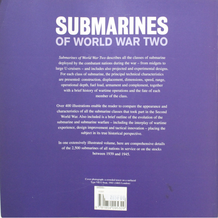 Livre Submarines of World War Two de Erminio Bagnasco
