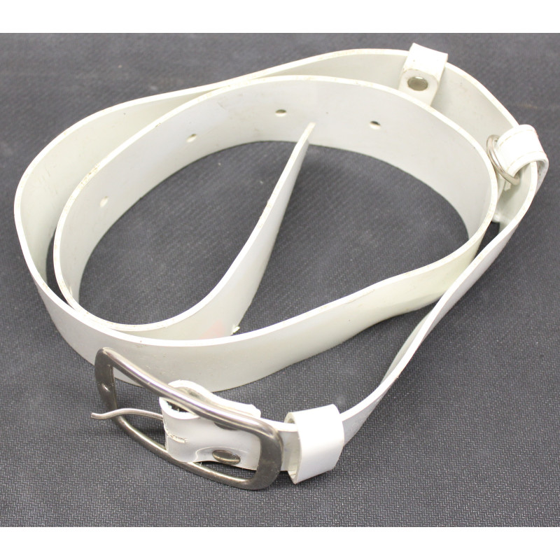 Ensemble ceinture et deux bretelles (baudrier) en plastique blanc