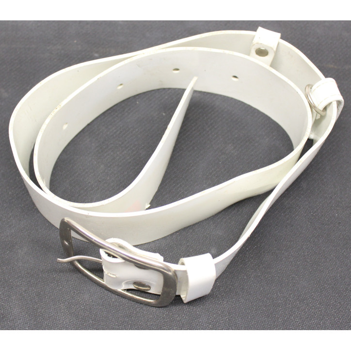 Ensemble ceinture et deux bretelles (baudrier) en plastique blanc