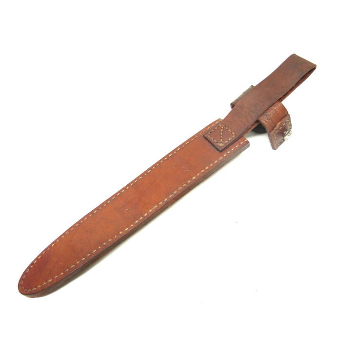 Fourreau cuir marron du poignard de tranchée Français clou 1917  ref bab 05